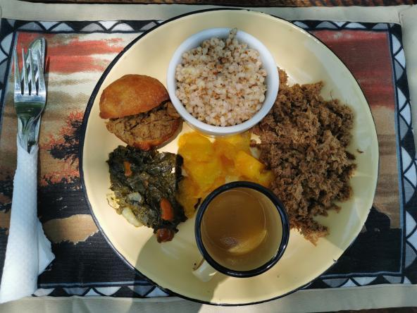 Botswana typisch Mittagessen Maun Stadttour