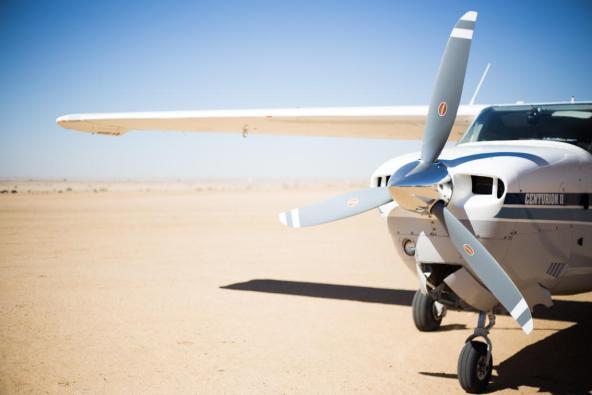 Cessna 210