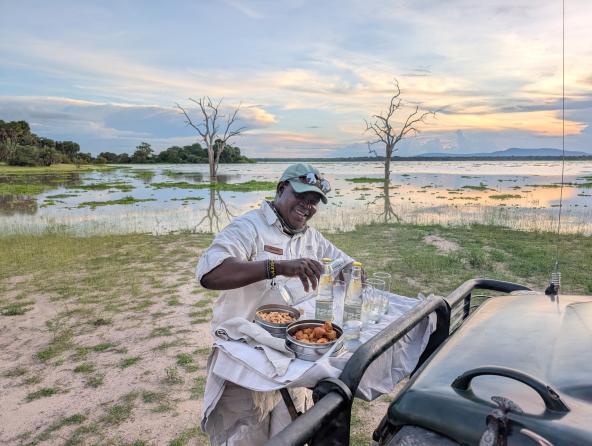 Sundowner im Nyerere Nationalpark