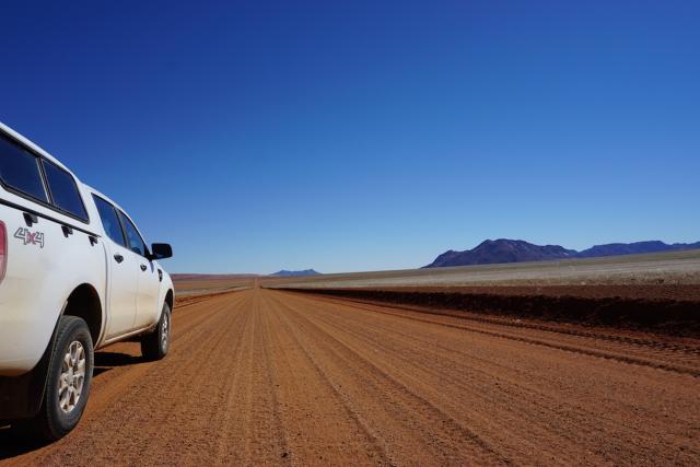 Namibia Camper Piste südliches Afrika 