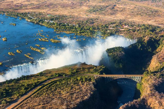 Zimbabwe Victoria Falls Vogelperspektive Wasserfälle aus der Luft Simbabwe