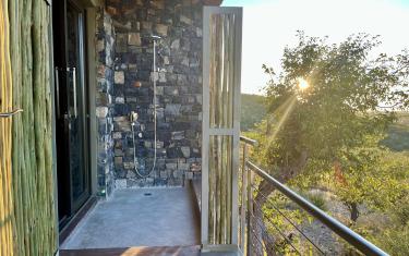 Safarihoek Lodge - Luxuszimmer Outdoor Shower